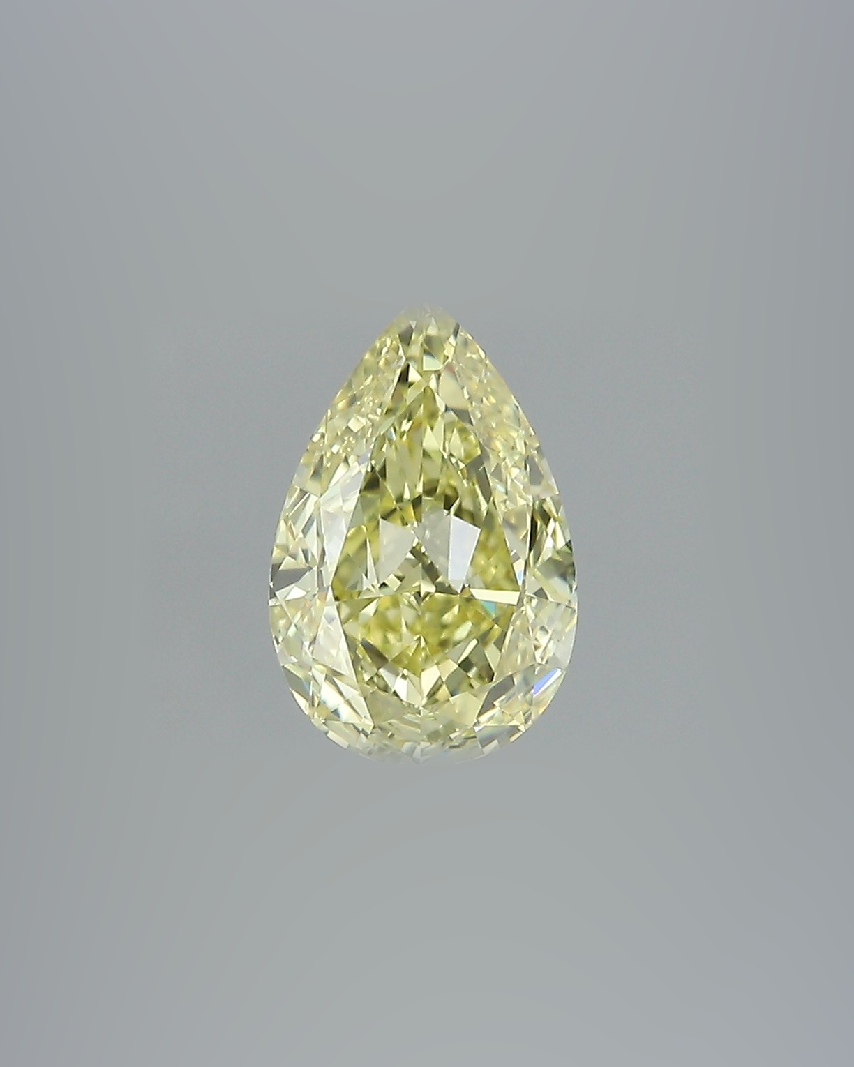 1.65 ct Pear Fancy Colour Diamond, VVS1, Fancy Intense Yellow