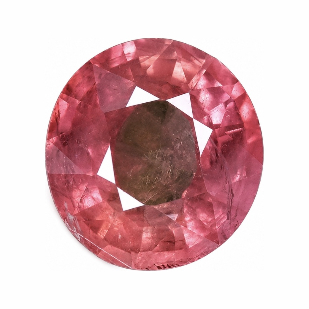 2.37 ct Oval Sapphire from Mozambique, orangy Pink