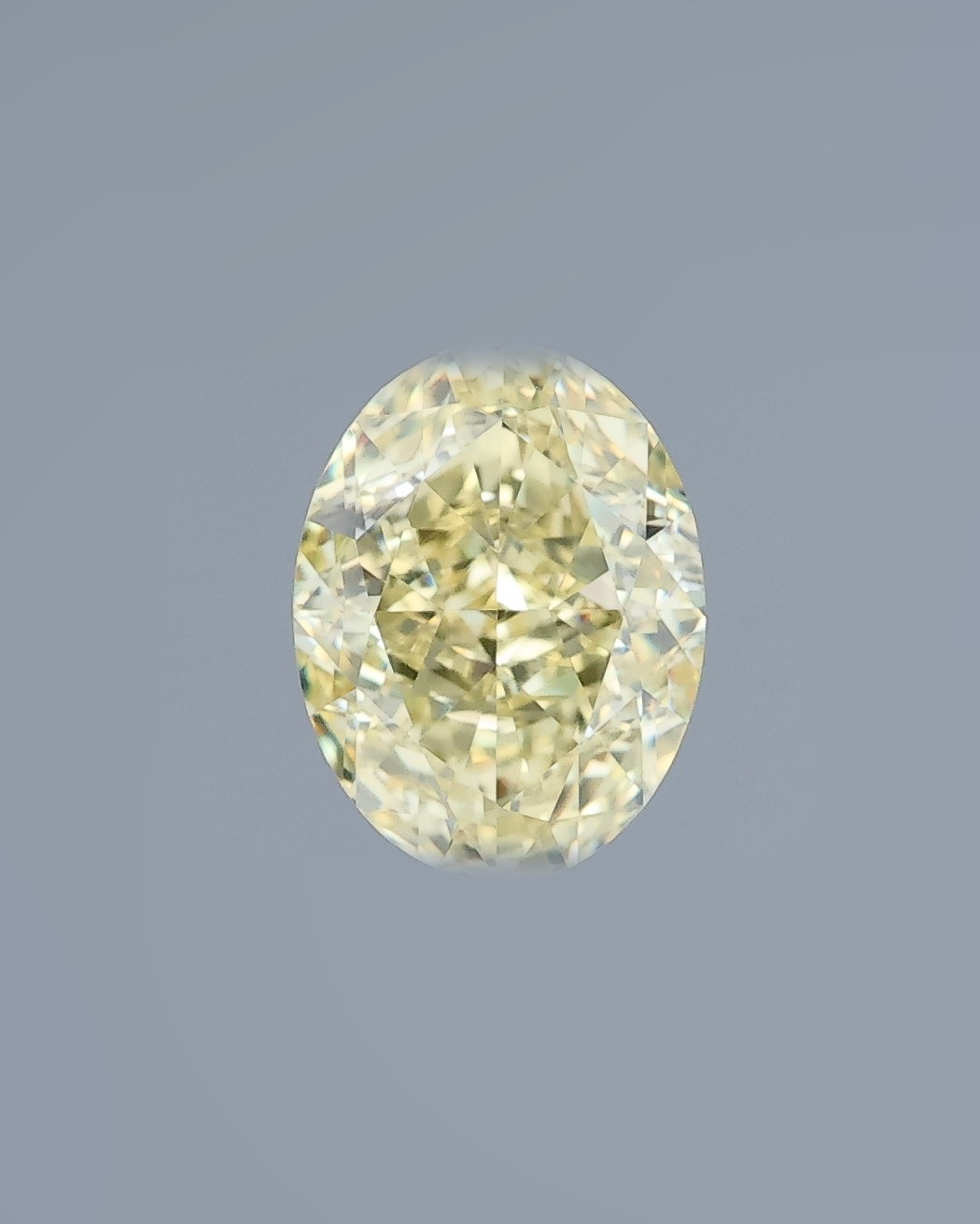 1.82 ct Oval Fancy Colour Diamond, VVS1, Fancy Yellow