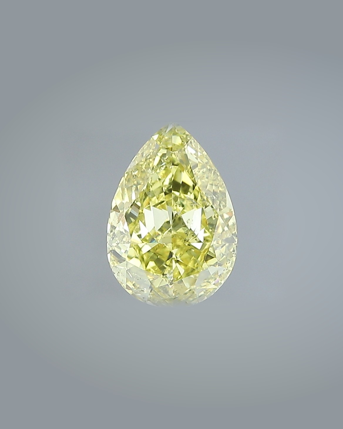 1.70 ct Pear Fancy Colour Diamond, SI2, Fancy Vivid Yellow
